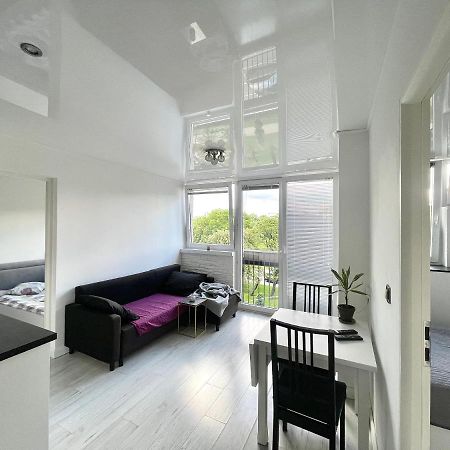 Sasi - Cozy Apartment For 6 People In Centre Varsóvia Exterior foto